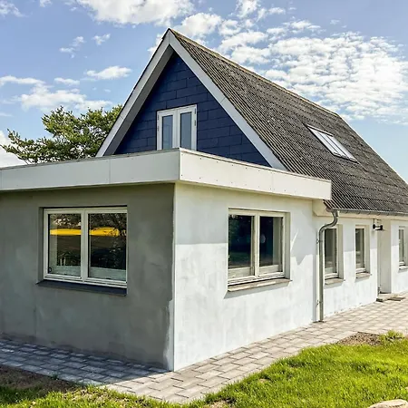 Casa de Férias 3 Bedroom Beautiful In Nordborg